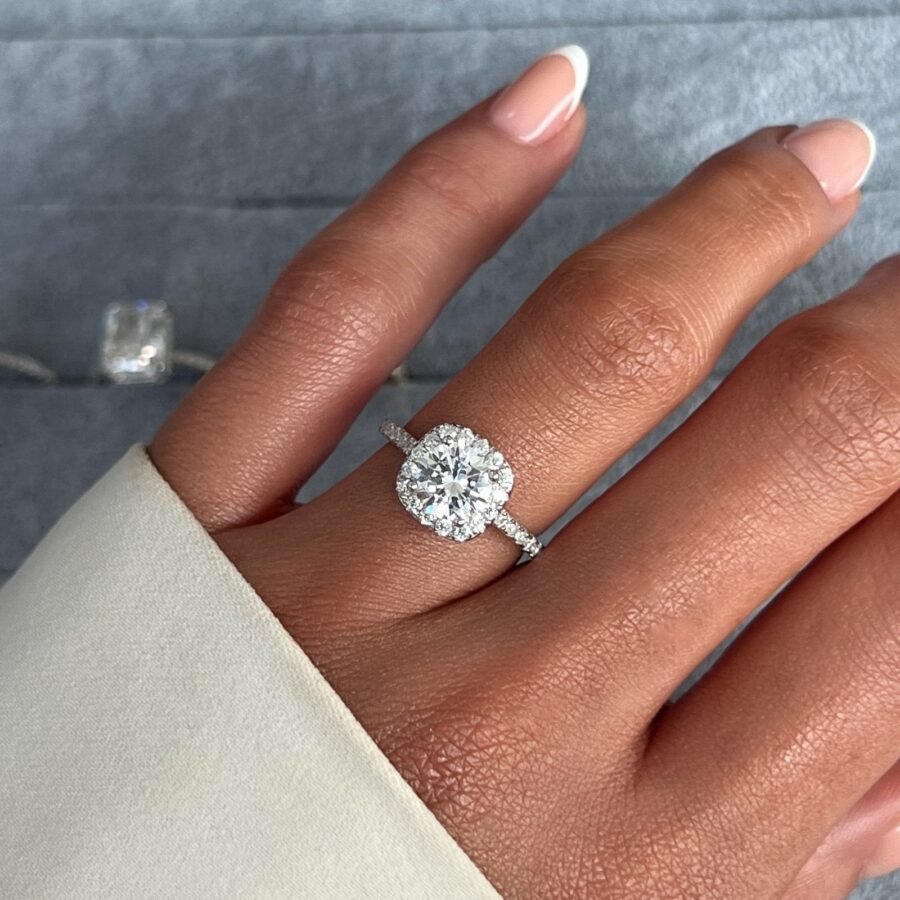 Seravelle – Halo Spark Ring - Image 4